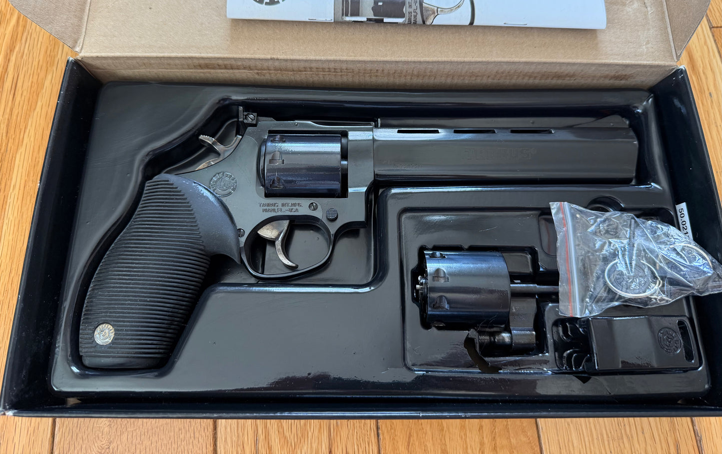 USED Taurus Tracker 992 .22LR/.22WMR